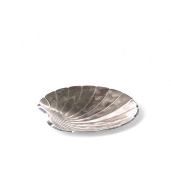 Silver plated shell centrepiece 1
