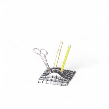 Gravity' series steel pen holder, design Fundamental Berlin