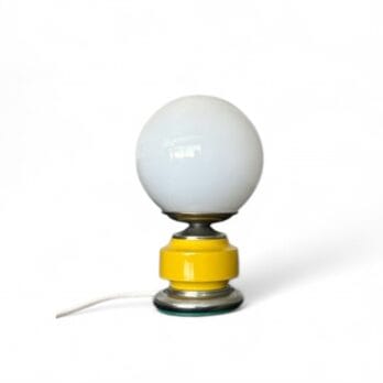 Lampada da tavolo vintage gialla, made in Italy