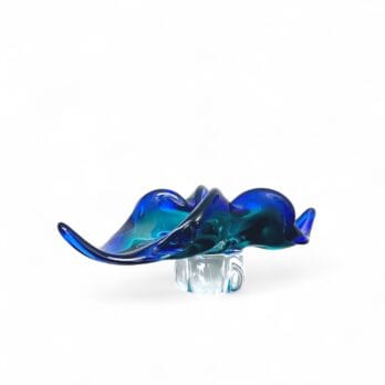 Centrotavola scultura in vetro sommerso di Murano blu e verde
