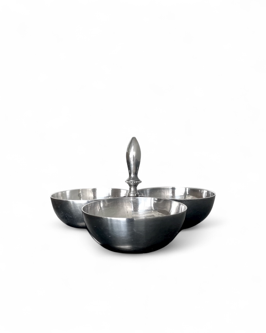 Centrotavola vintage a tre scomparti in metallo argentato con manico