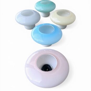 Set of 5 ceramic and glass 'Edison' wall sconces in pastel colours, design Valerio Sacchetti for Sirrah, 1980s